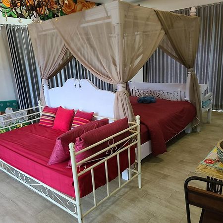 Ling & Louie'S Mountain Villa Mayong Ngoại thất bức ảnh