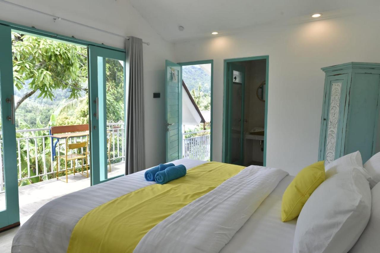 Ling & Louie'S Mountain Villa Mayong Ngoại thất bức ảnh