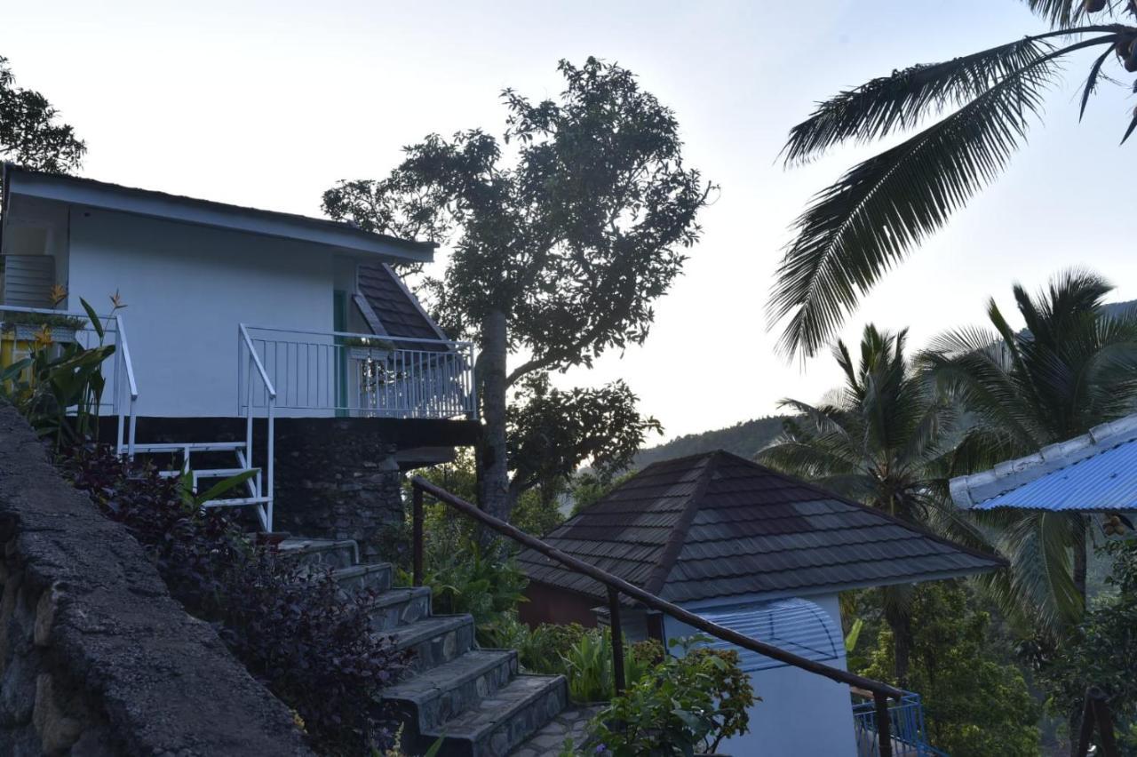 Ling & Louie'S Mountain Villa Mayong Ngoại thất bức ảnh