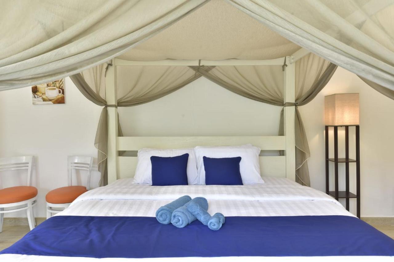 Ling & Louie'S Mountain Villa Mayong Ngoại thất bức ảnh